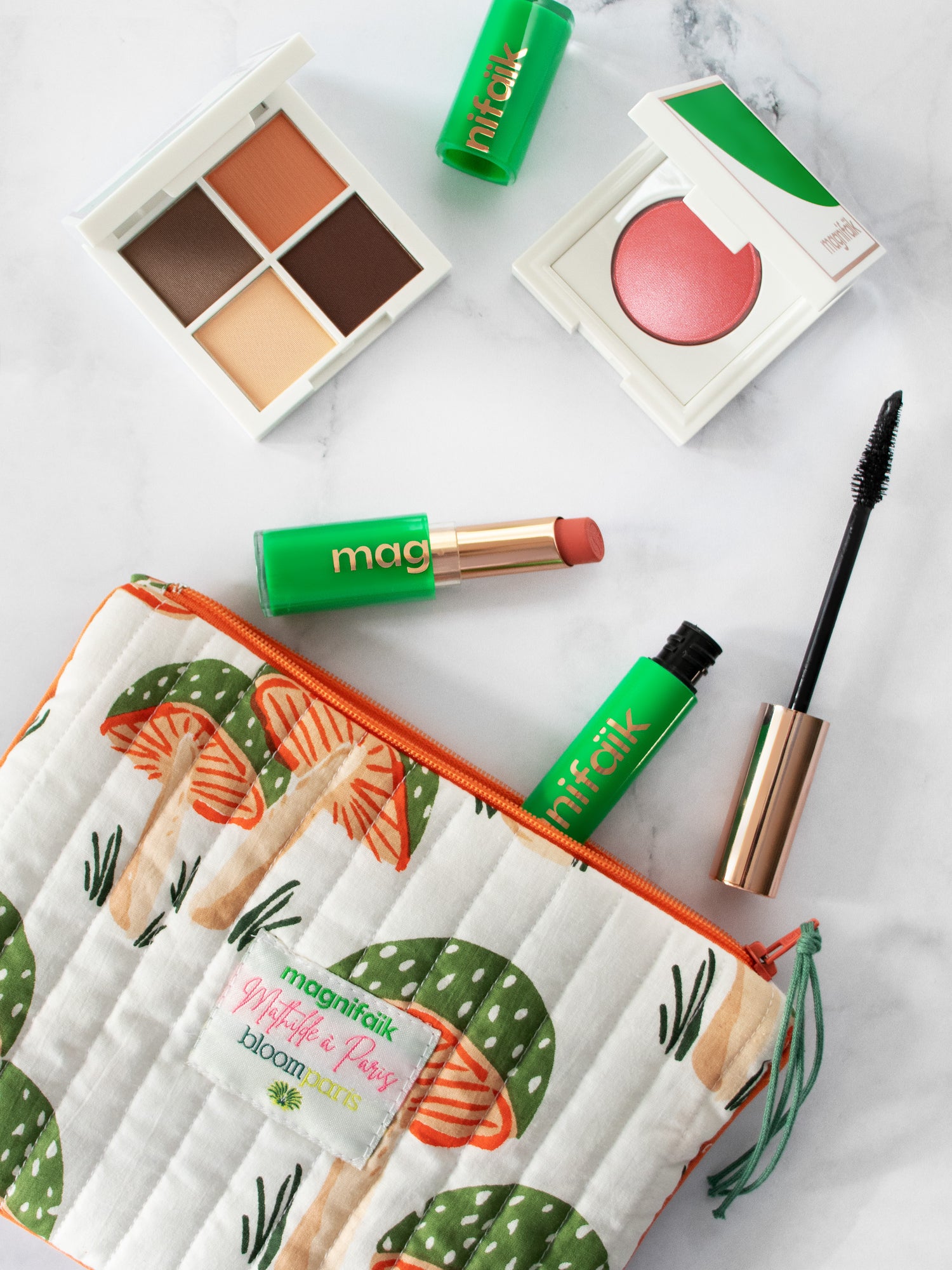 Trousse collab